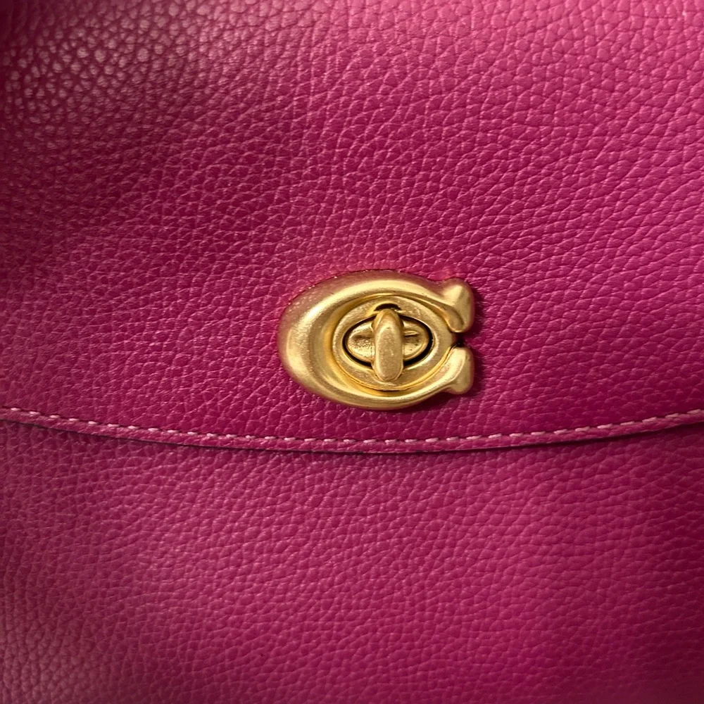 Coach Cassie Magenta Purple Pink Leather Crossbody Bag - Multiple Straps, Chain - Picture 8 of 11
